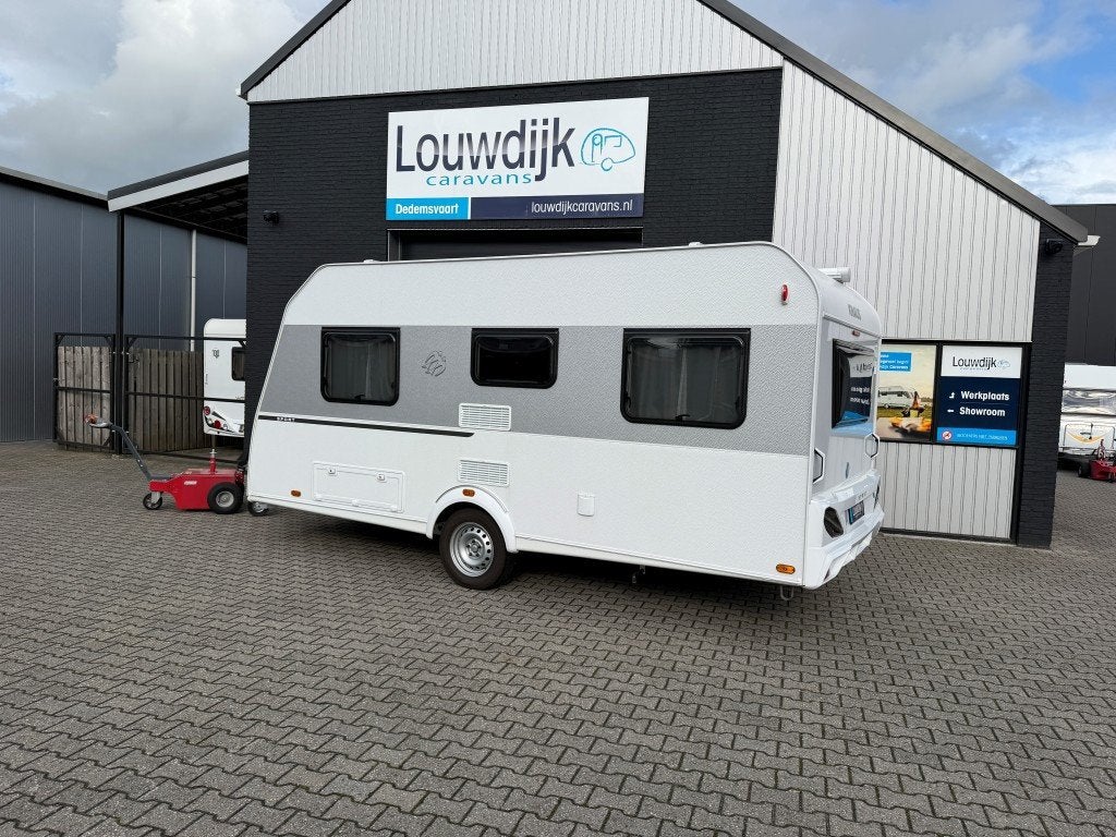 KNAUS Sport 450 FU ’25 (Fransbed, Rondzit), Caravans en Kamperen, Rondzit, Bedrijf, Lengtebed, 6 tot 7 meter