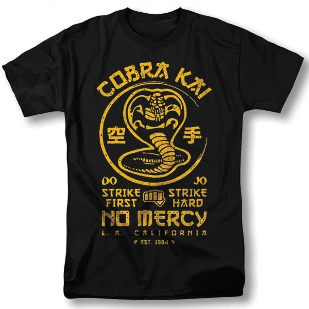 T-Shirt Cobra Kai No Mercy, Ophalen of Verzenden, Nieuw, Overige maten, Zwart