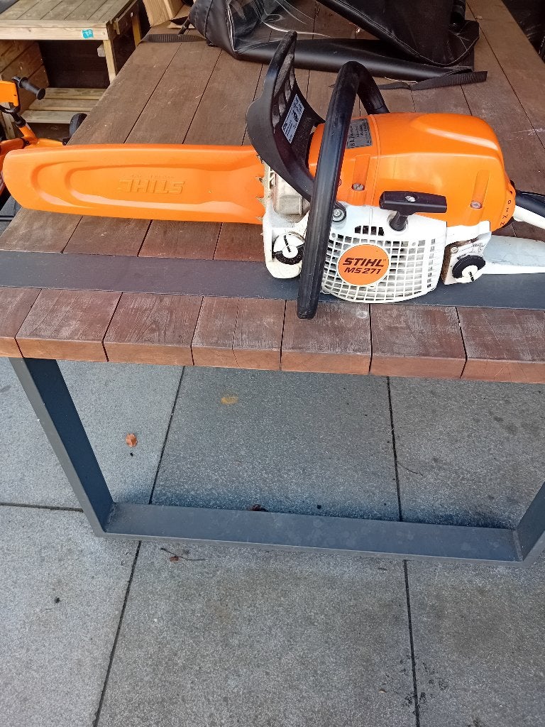 Stihl kettingzaag, Ophalen