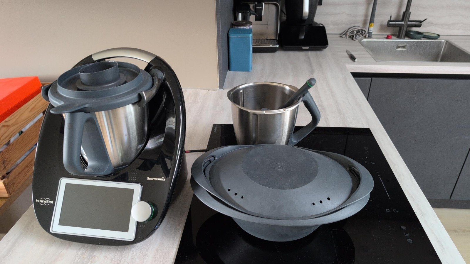 Thermomix TM6 zwart met extra mengbeker, 4 liter of meer, Ophalen of Verzenden, 3 snelheden of meer