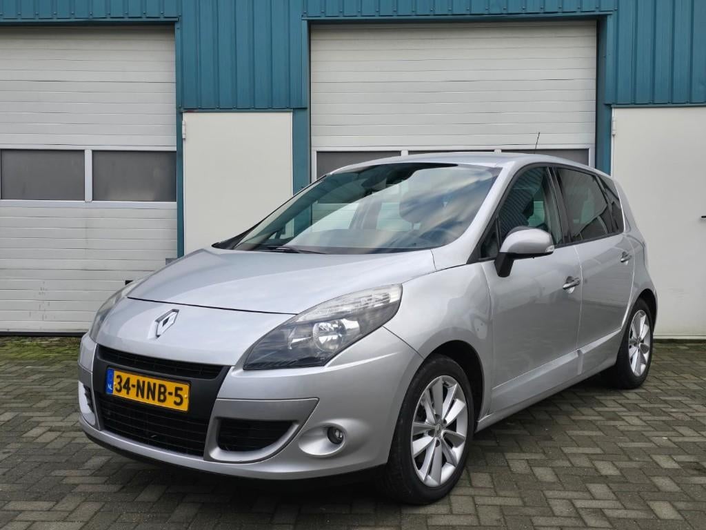 Renault Scénic 2.0 Celsium | Automaat | Topstaat | Bluetooth, Euro 5, Stof, Zwart, 4 cilinders