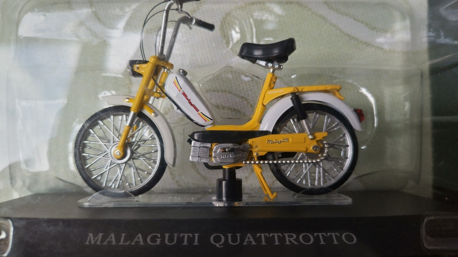 Malaguti Quattrotto Brommer 1;18 Leonie Pol, Overige merken, Verzenden, ., Nieuw