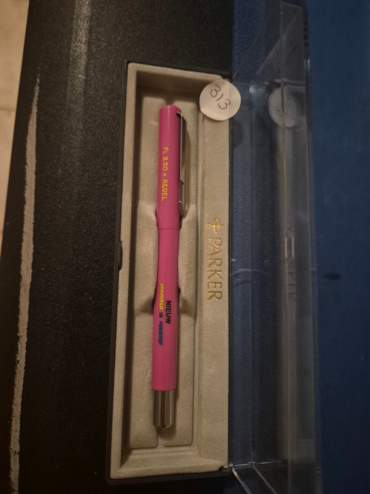 Roze Parker pen met doosje - Nieuwstaat, Ophalen of Verzenden
