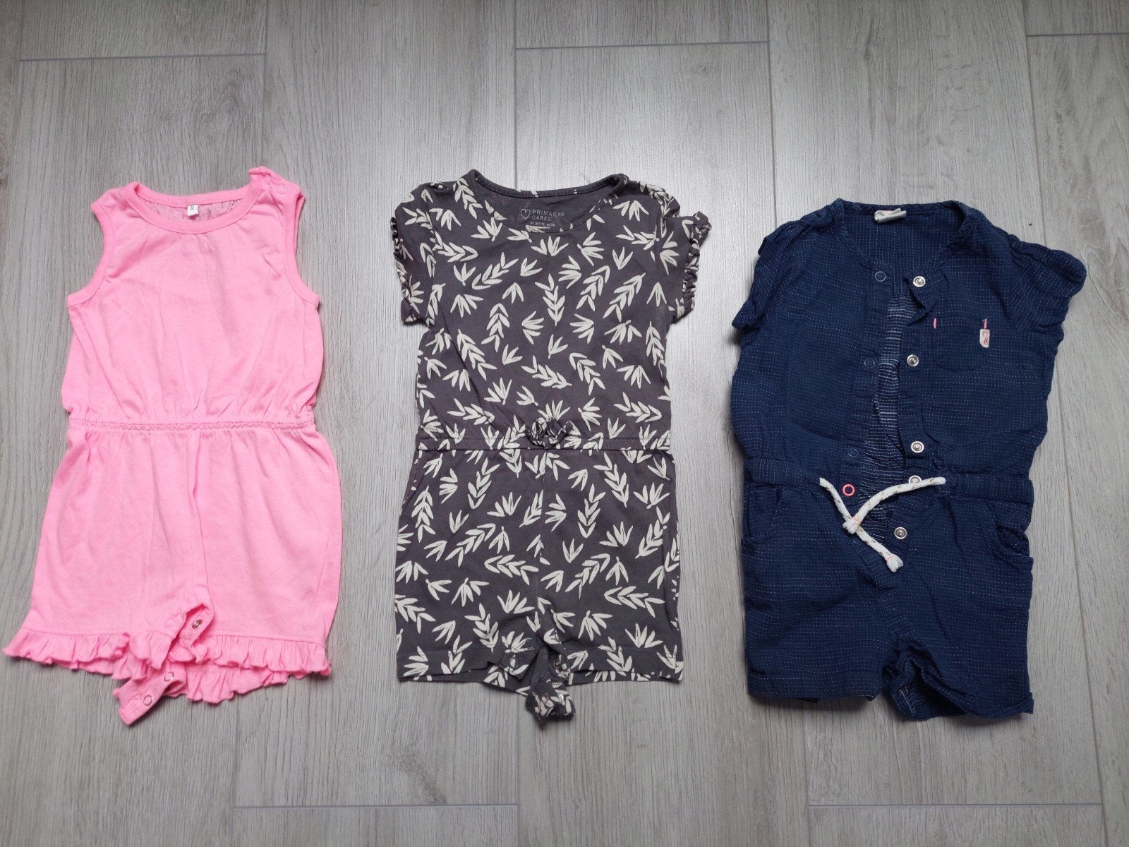 Jumpsuits maat 80 meisje jumpsuit playsuit pakje zomer, Kinderen en Baby's, Babykleding | Maat 80, Ophalen of Verzenden, Zo goed als nieuw