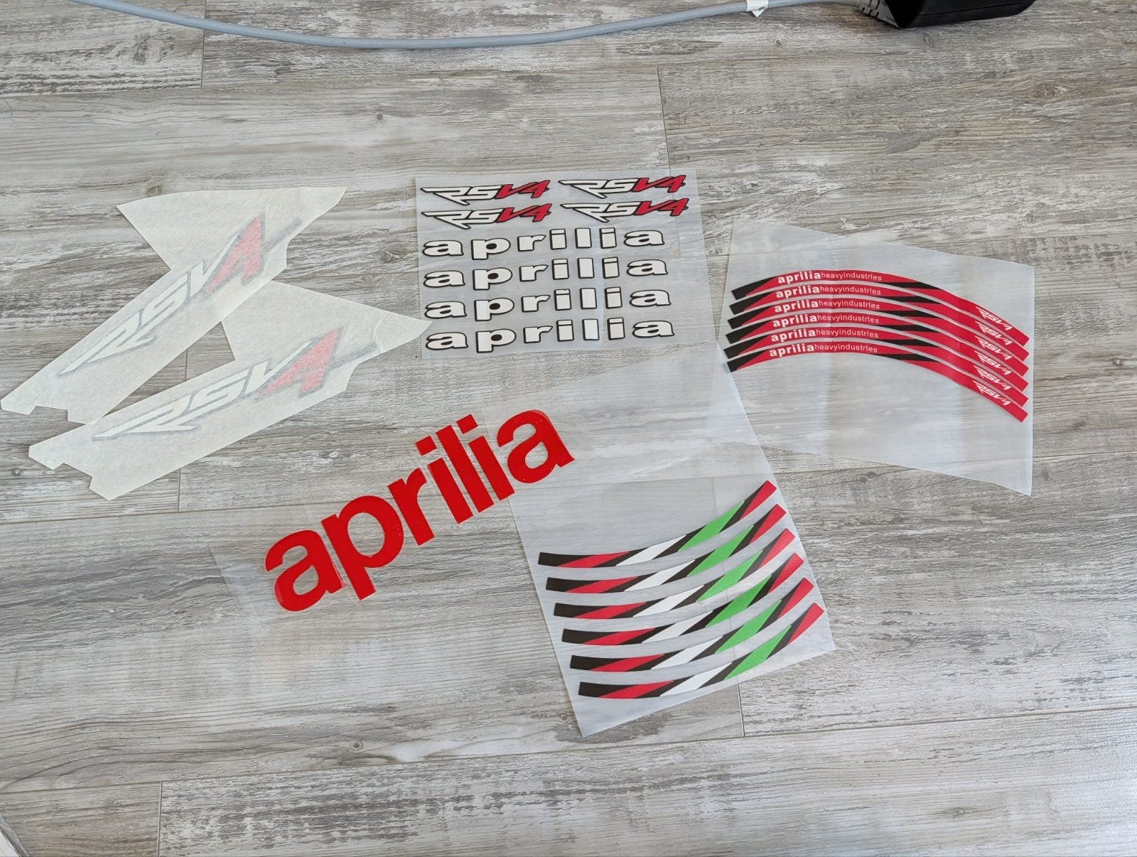 Aprilia RSV4 stickerset (Nieuw), Ophalen of Verzenden