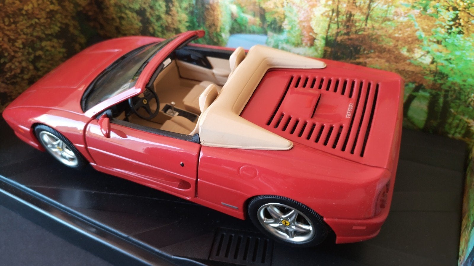 Ferrari F355 Spider 1:18 Hotwheels Pol, Auto, ., Ophalen of Verzenden, Zo goed als nieuw