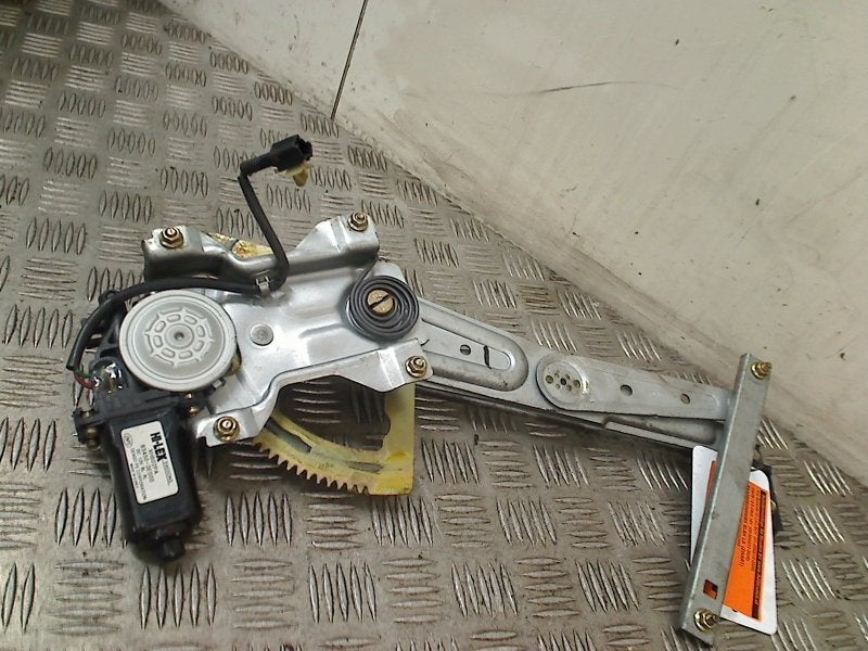 Raammechaniek Elek Links Achter + MOTOR Sorento I (JC) 2005, Info@kia.de, Kia Deutschland GmbH, Gebruikt, Theodor-Heuss-Allee 11, Frankfurt am Main 60486, , Duitsland