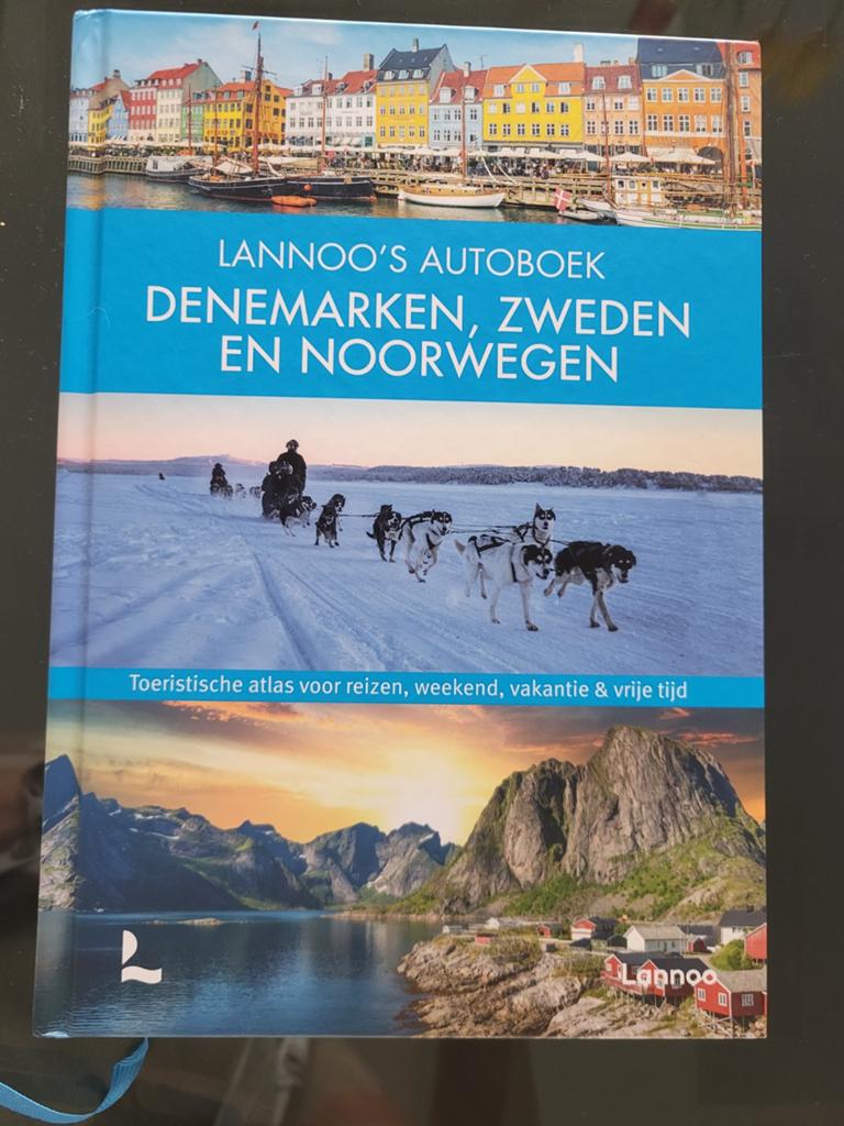 Lannoo's Autoboek Denemarken, Zweden en Noorwegen, Overige merken, Europa, Ophalen of Verzenden, Zo goed als nieuw