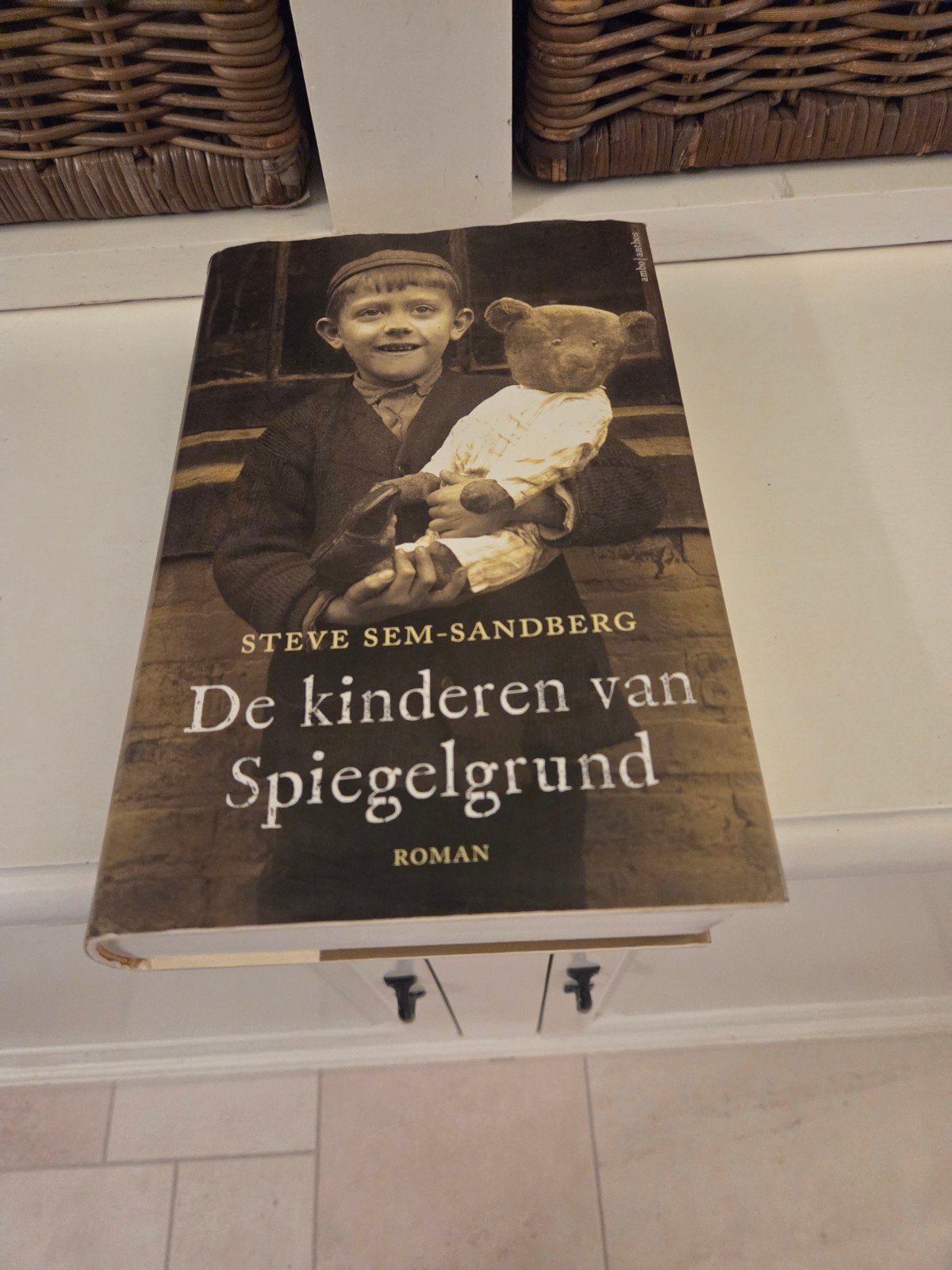 Steve Sem-Sandberg - De kinderen van Spiegelgrund, Ophalen of Verzenden, Gelezen