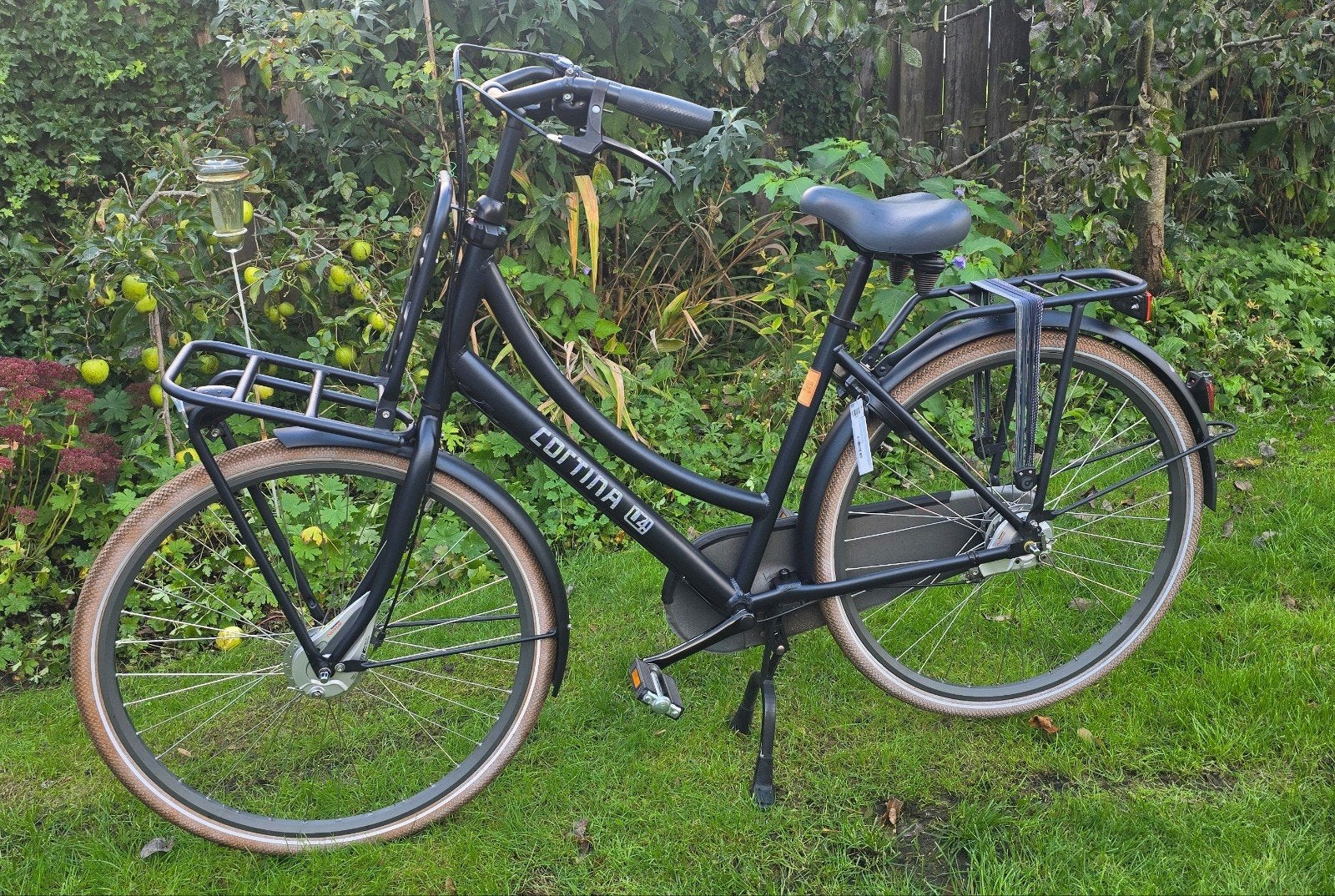 Cortina U4 dames Transportfiets Nieuwstaat 3 versnellingen, 50 tot 53 cm, Ophalen, Zo goed als nieuw, Versnellingen