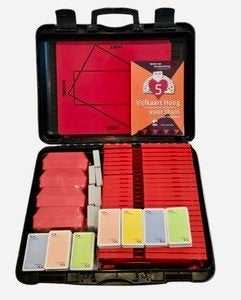 Compleet set 24 spellen met kaarten en accessoires, Hobby en Vrije tijd, Ophalen of Verzenden, Gebruikt