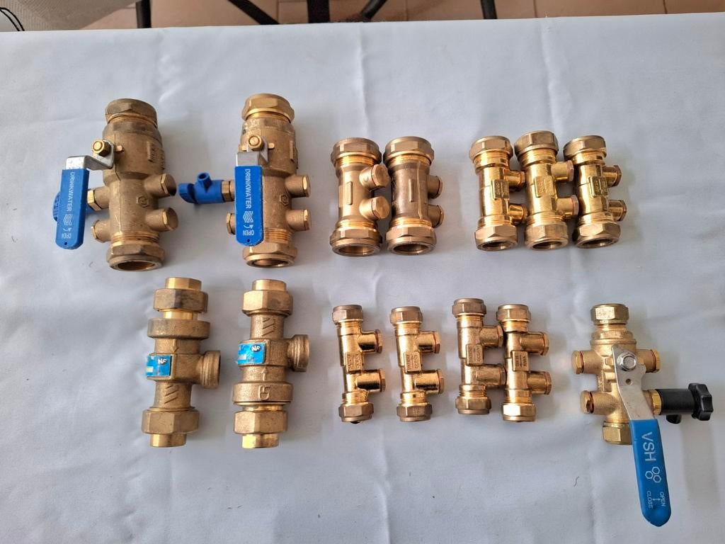 Terugstroom beveiliging en kogelkranen 28, en 22 mm NIEUW, Ophalen of Verzenden, Nieuw, Overige typen