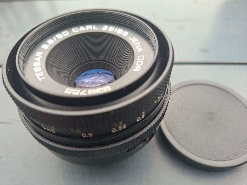 Carl Zeiss Jena Cameralens Tessar 2.8/50 (M42), Ophalen of Verzenden, Zo goed als nieuw, Spiegelreflex, Overige Merken