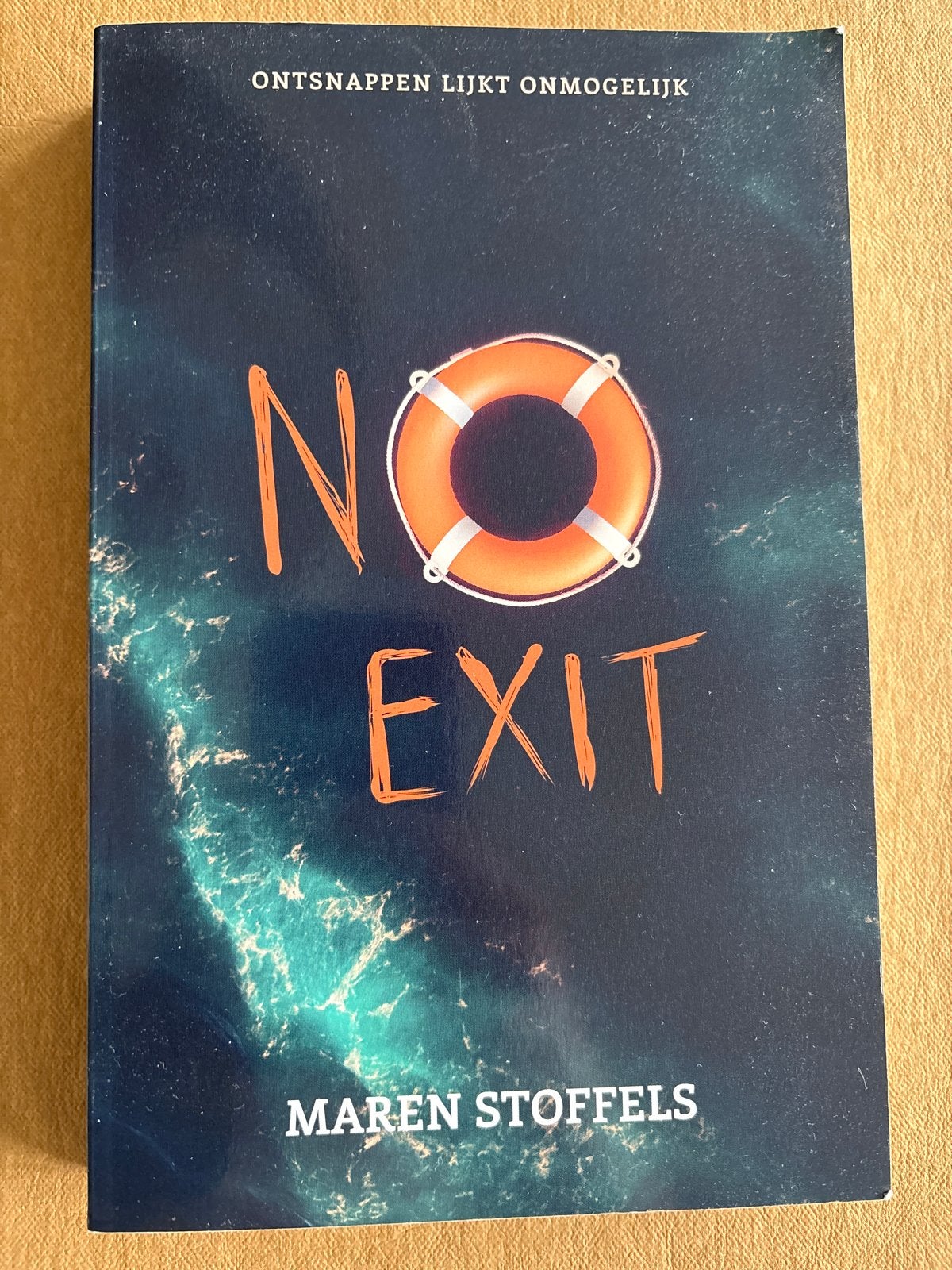 No Exit - Maren Stoffels (Jeugdthriller), Ophalen of Verzenden, Zo goed als nieuw, Nederland