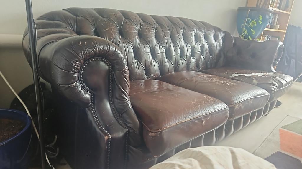 Bruine Chesterfield 3-zit, gebruikt, Ophalen, Gebruikt