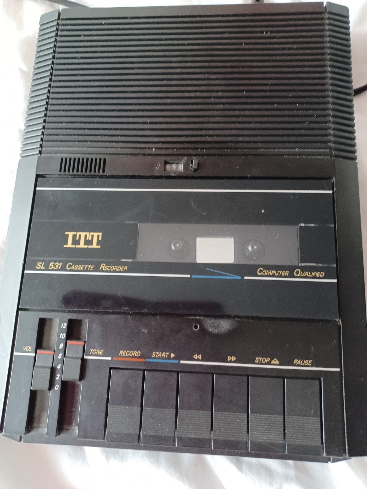 ITT SL 531 Cassette Recorder - Motor werkt, koppen defect, Audio, Tv en Foto, Ophalen of Verzenden, Defecte bandrecorder, Met banden