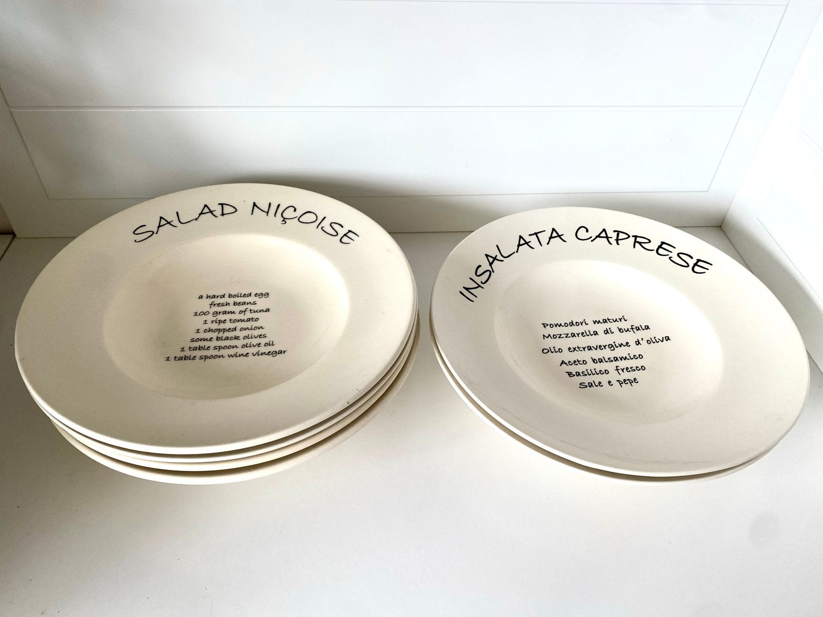 Riviera Maison Salad Niciose & Insalata Caprese borden, Huis en Inrichting, Keuken | Servies, Overige merken, Landelijk/Boerenbont