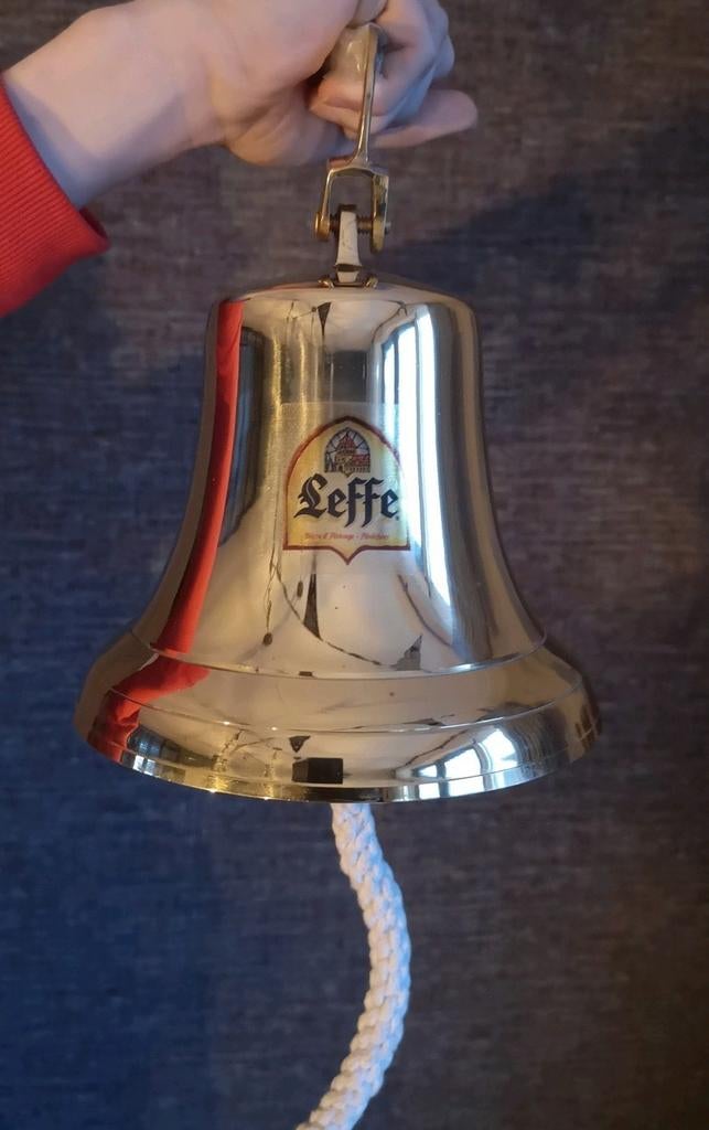 Mooie nieuwe LEFFE messing café bel/bar bel, Verzamelen, Ophalen of Verzenden, Nieuw, Overige typen, Leffe