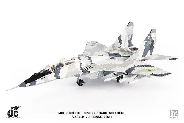 JC Wings JCW-72-MG29-015 | Mikoyan Mig 29UB Fulcrum B, Ophalen, Unit F, 3/F, Fu Cheung Centre, 5-7 Wong Chuk Yeung Street, Fo Tan, Shatin, NT, Hong Kon