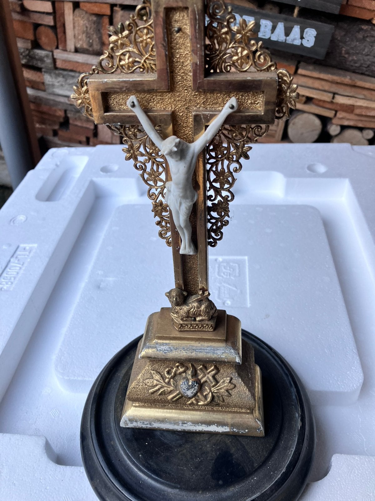 Altaar Crucifix 1880-1900, Ophalen