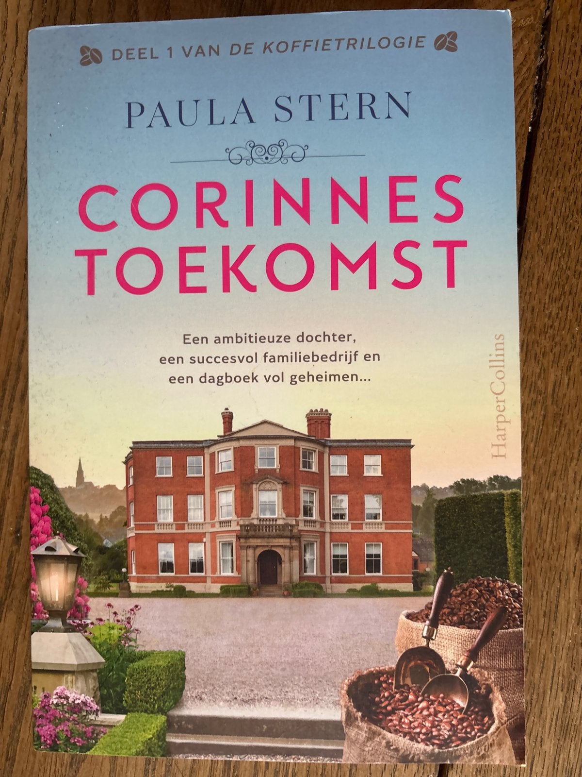 Corinnes Toekomst - Deel 1 van de Koffietrilogie, Boeken, Ophalen of Verzenden, Gelezen, Nederland