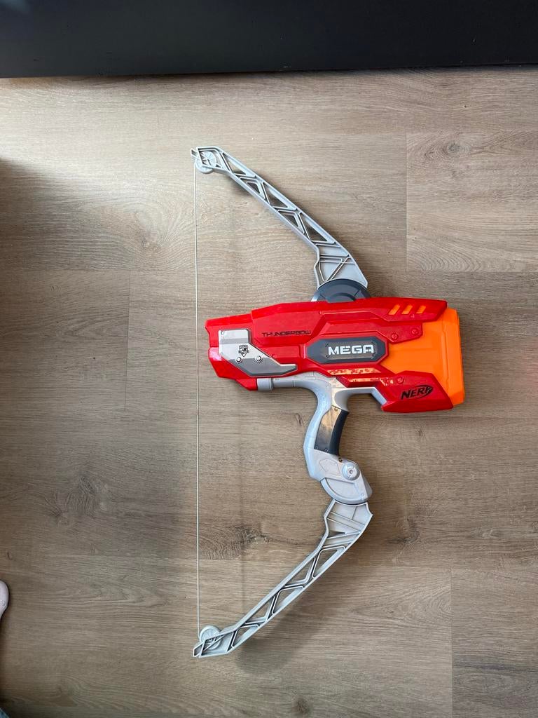 Nerf Mega Thunderbow Blaster - Boogschieten Plezier, Ophalen, Gebruikt, Jongen of Meisje