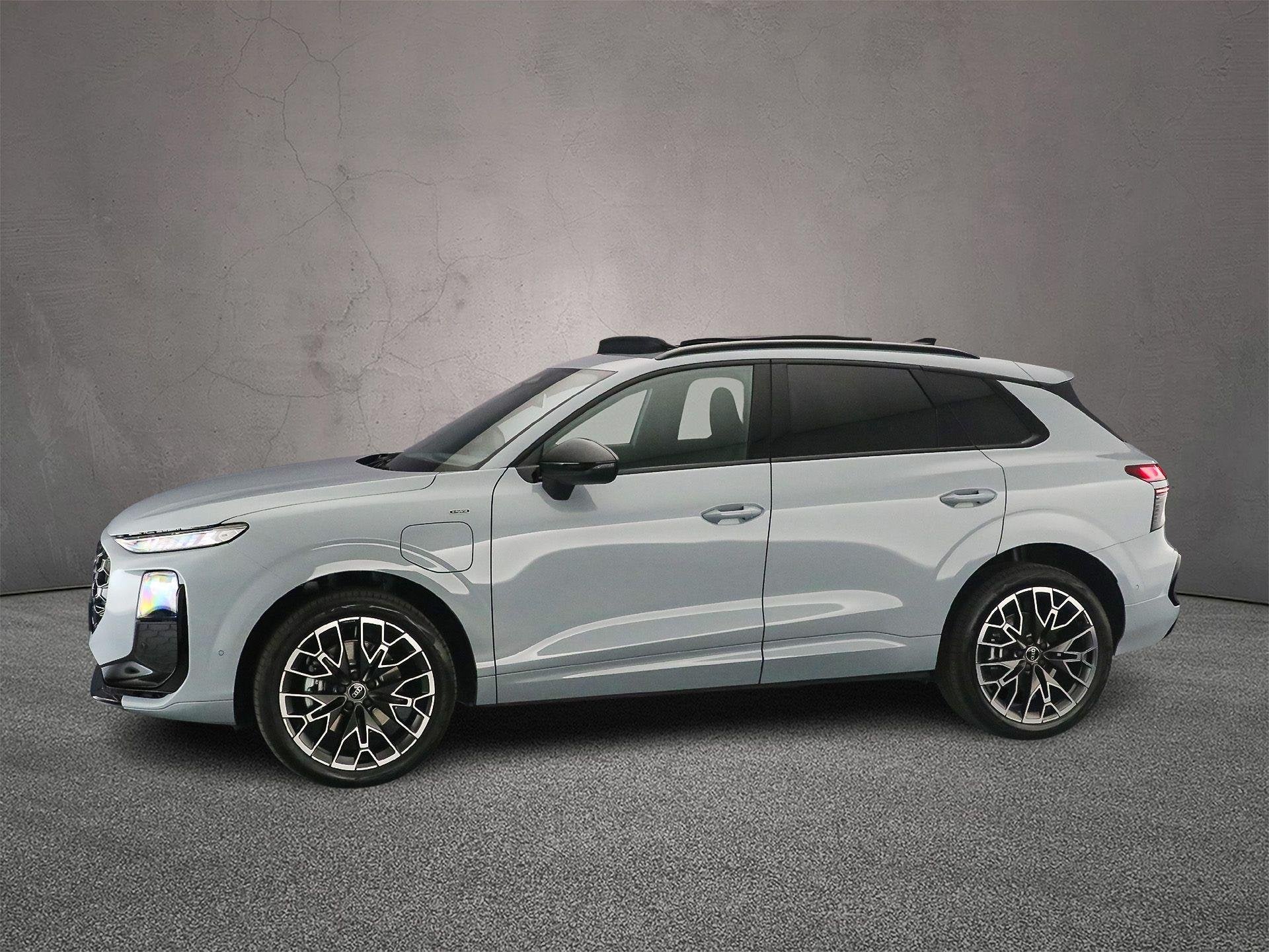 Audi Q3 1.5 e-hybrid S edition | Adaptieve Cruise | Panorama, Auto's, 1800 kg, 150 min, 26 kWh, Hybride Elektrisch/Benzine