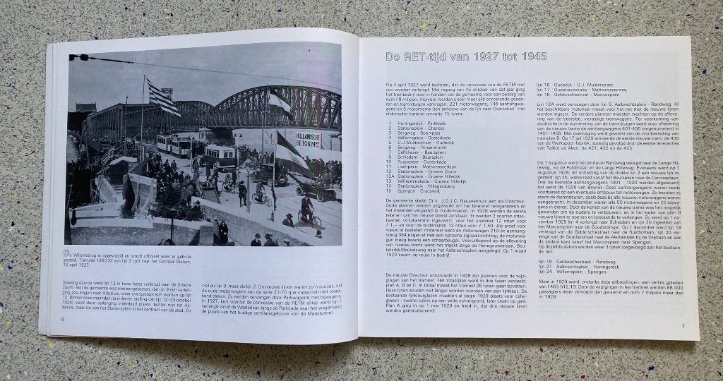 Rotterdam per tram een rit door de Maasstad (1945-1968), Verzamelen, Verzenden, Zo goed als nieuw, Tram, Boek of Tijdschrift