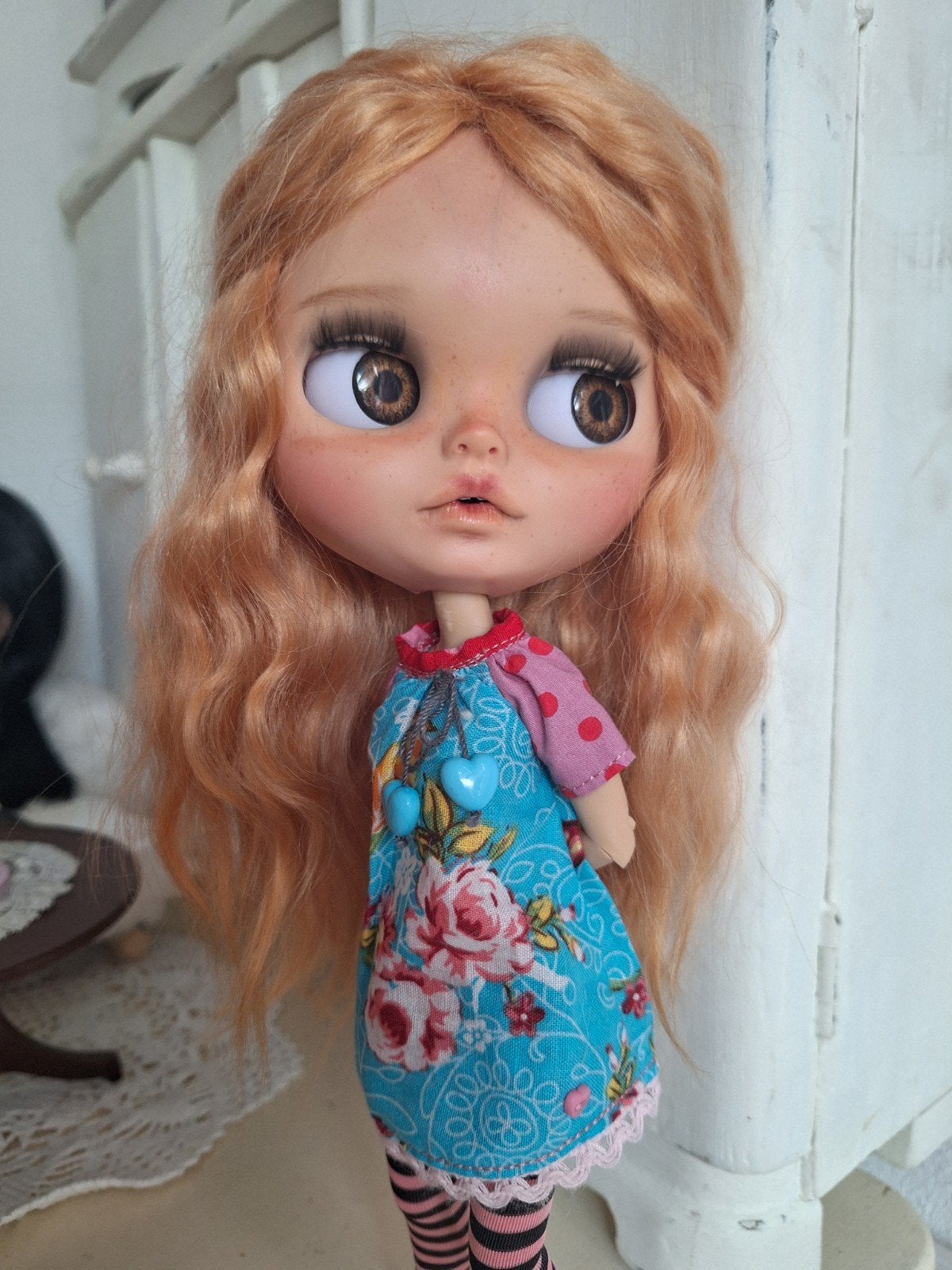 Custom blythe doll pop met extra's, Ophalen of Verzenden, Zo goed als nieuw, Pop