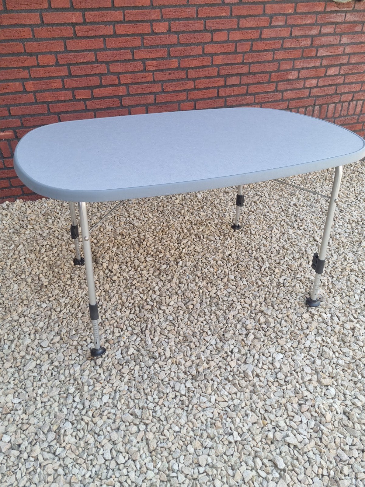 Dukdalf Majestic Oval Campingtafel 130 bij 90, Ophalen, Gebruikt, Campingtafel