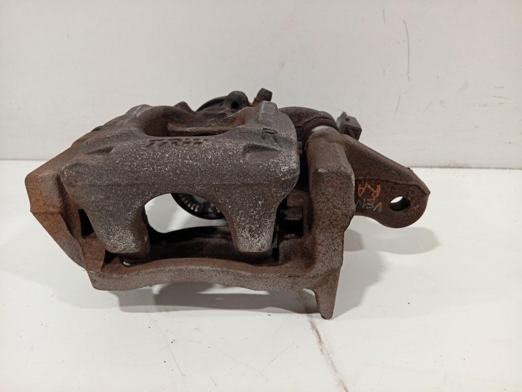 Remklauw rechts achter Nissan Qashqai, Onderdelen@venauto.nl, Van der Ven Autorecycling B.V., Gebruikt, Ettenseweg 76, 4706 PB Roosendaal, The Netherlands