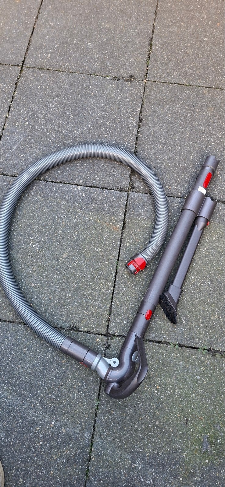 Dyson stofzuiger onderdelen: slang, stang en borstel, Ophalen, Inclusief accessoires, Gebruikt, Overige typen