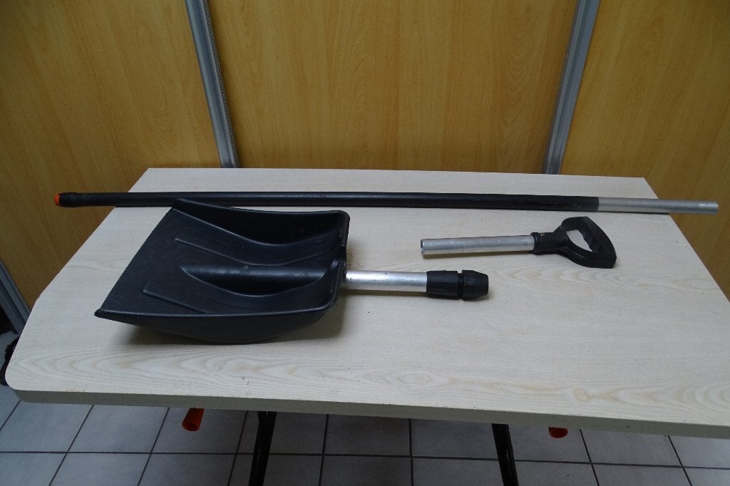schep met verstelbare steel, Tuin en Terras, Hand-tuingereedschap, Ophalen, Zo goed als nieuw, Schop