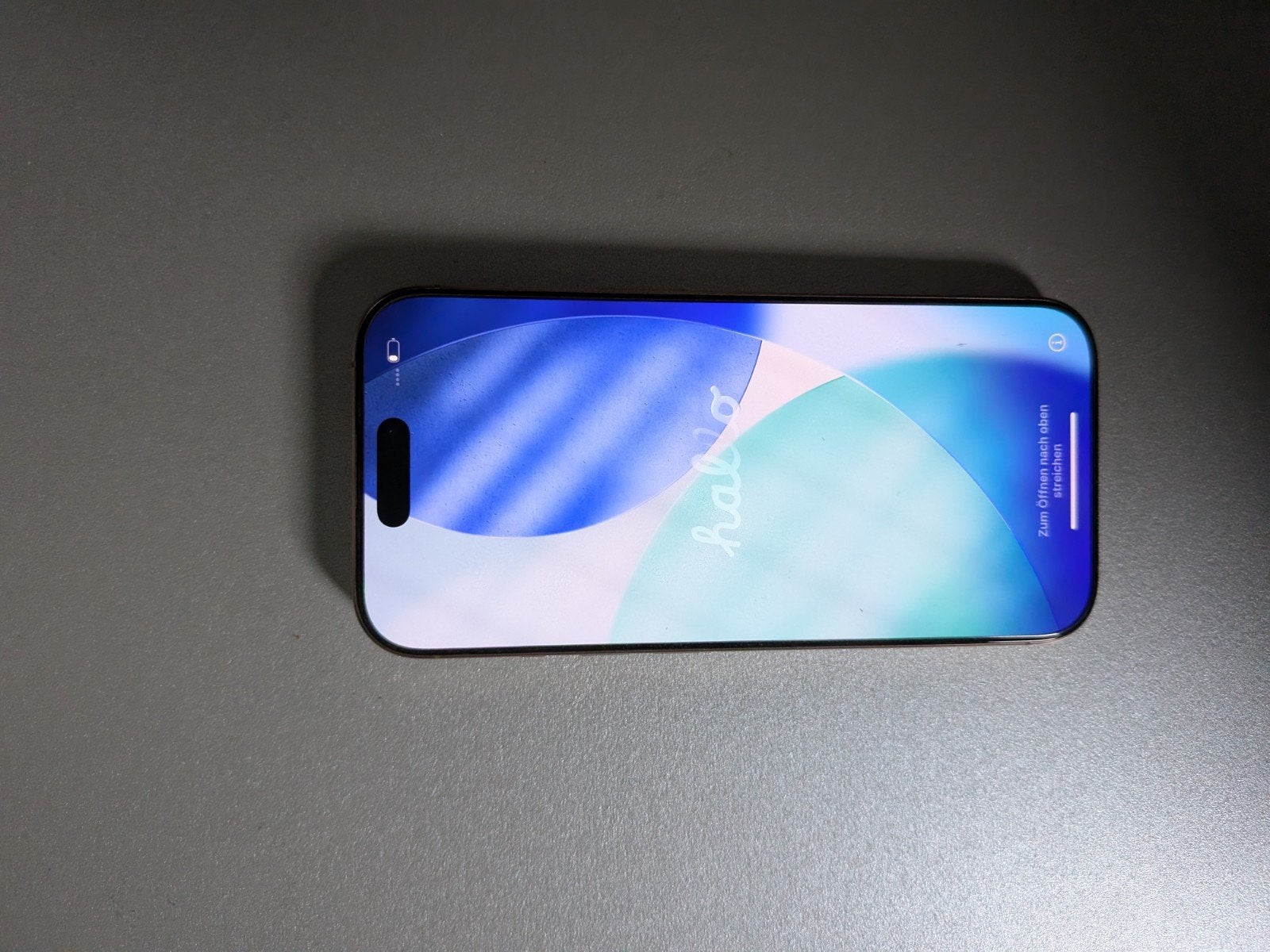 iPhone 16 Pro met gebarsten achterkant, Telecommunicatie, Mobiele telefoons | Apple iPhone, Ophalen, 97 %, Zonder simlock, Zonder abonnement