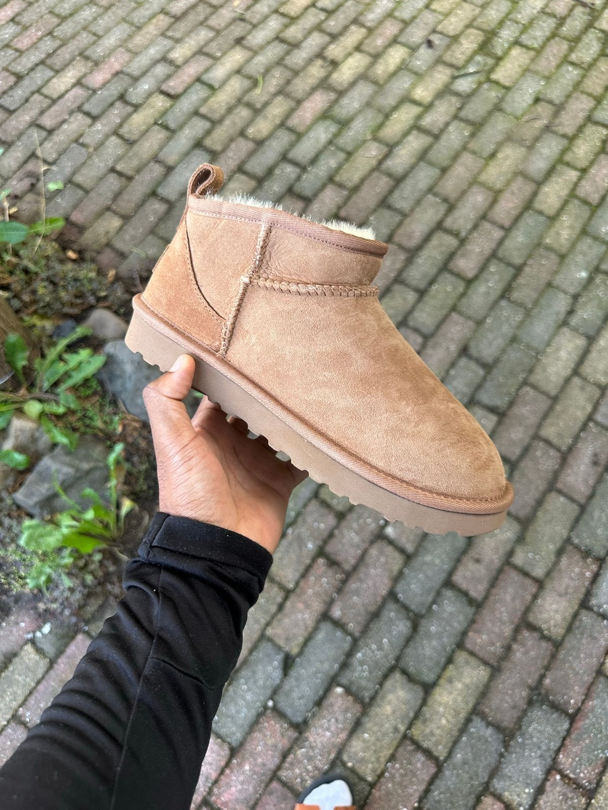 Nieuwe UGG Classic Ultra Mini Chestnut maat 39, Ophalen of Verzenden, Nieuw, Bruin, Lage of Enkellaarzen