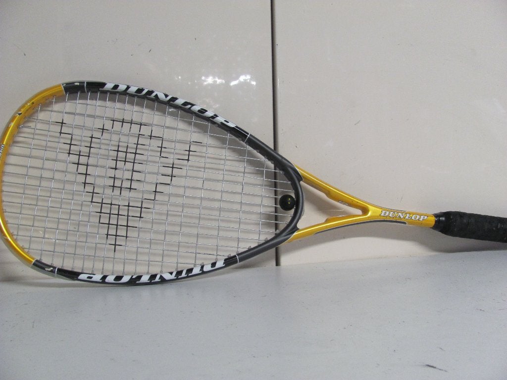 squashracket van Dunlop de black max graphite 500, Sport en Fitness, Squash, Ophalen of Verzenden, Zo goed als nieuw, Racket, Met hoes