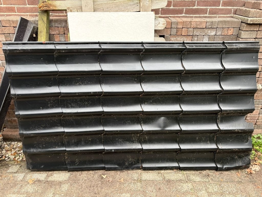 Dakpanplaten (4x), Gebruikt, Zwart, 5 tot 10 m², Metaal