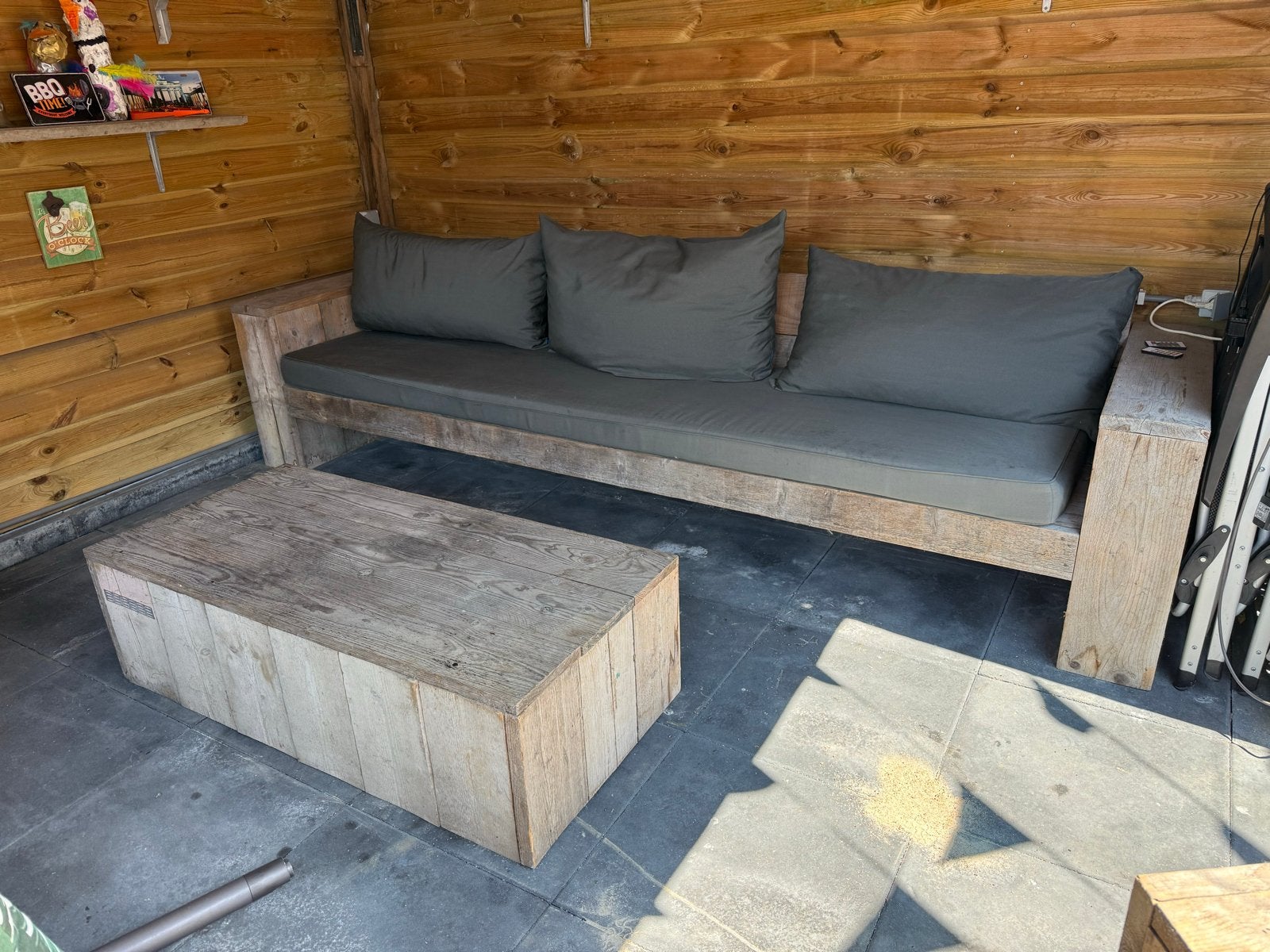 Robuuste houten loungebank met kussens, Tuin en Terras, Ophalen, Gebruikt, Hout