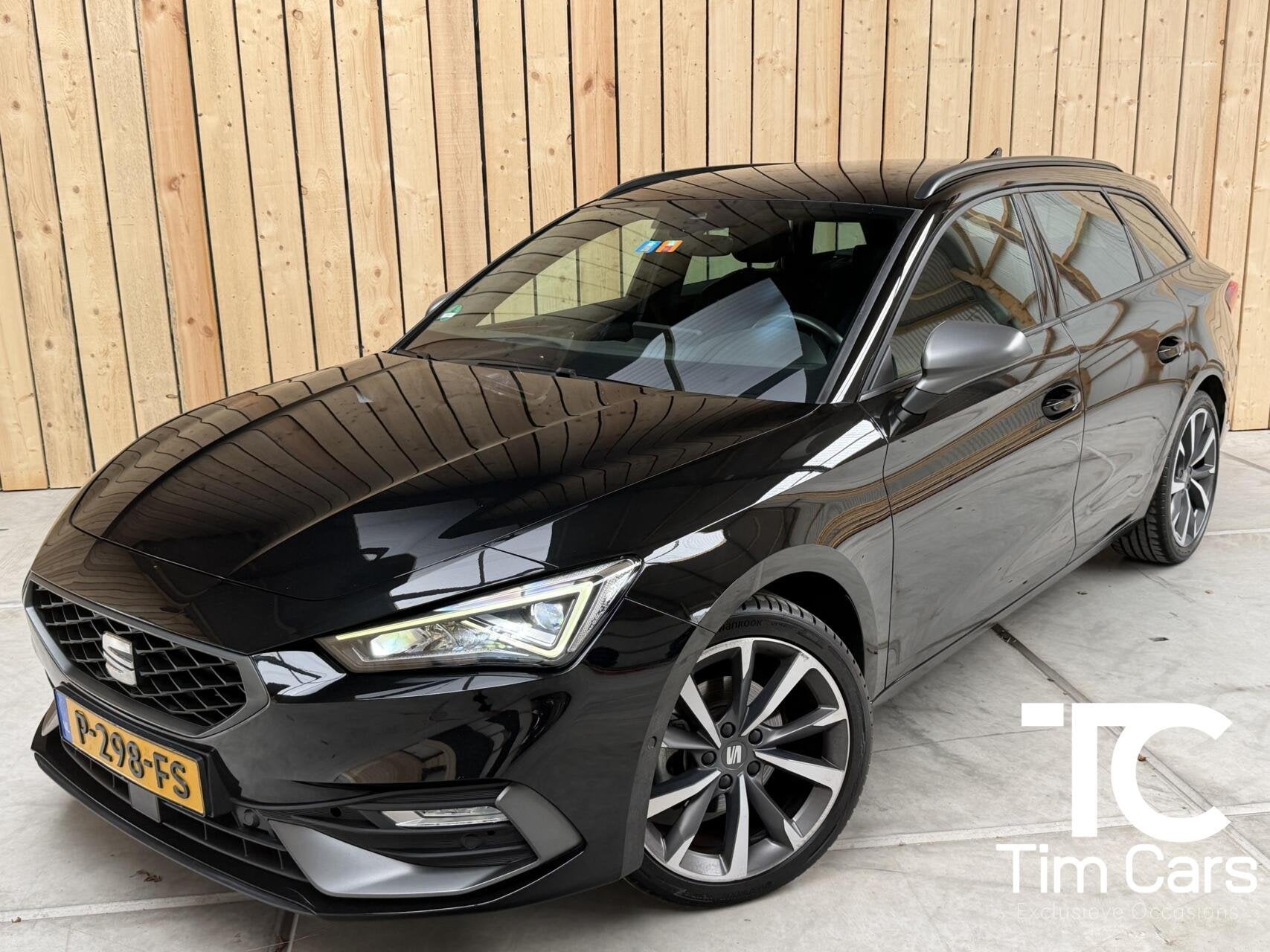 Seat Leon Sportstourer 1.0 eTSI FR Business Intense Automaat, Auto's, 1304 kg, Gebruikt, Euro 6, 700 kg