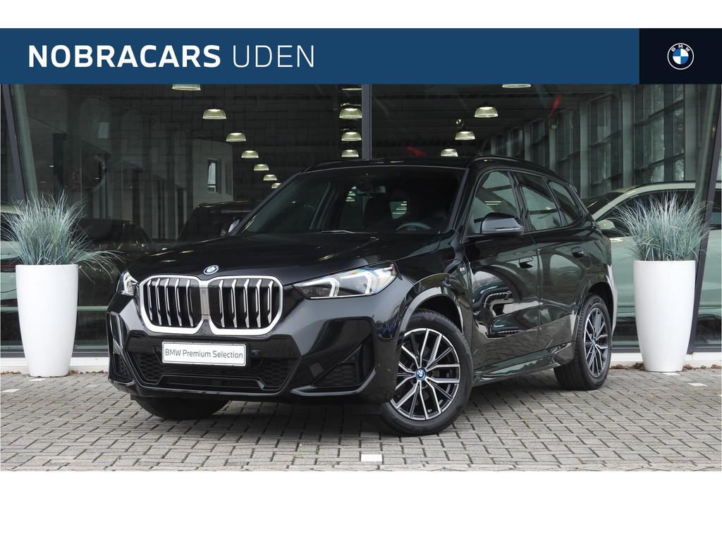 BMW X1 xDrive25e M Sport Automaat / M Adaptief onderstel / S, Gebruikt, Zwart, Met garantie (alle), Zwart
