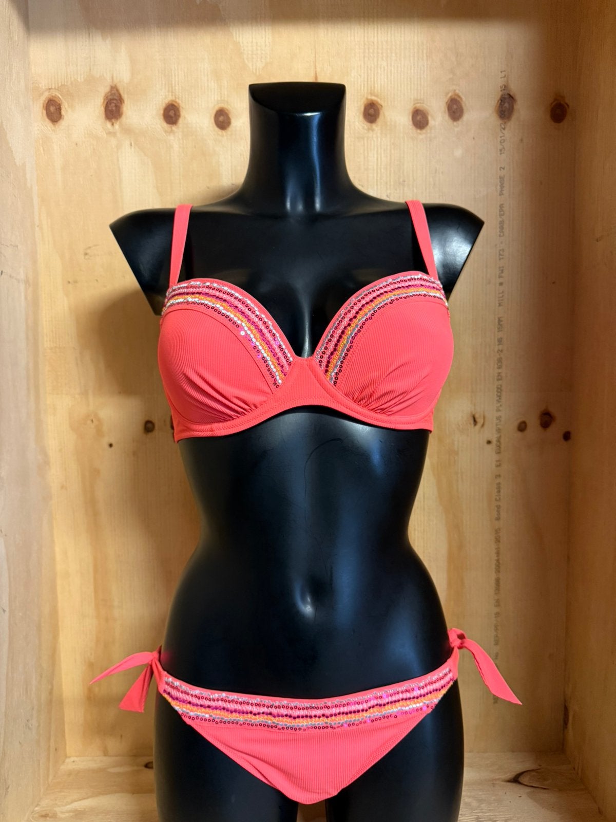 Marie jo bikini maat 70d met strik slip 38 model isaura, Kleding | Dames, Verzenden, Nieuw, Roze, Bikini