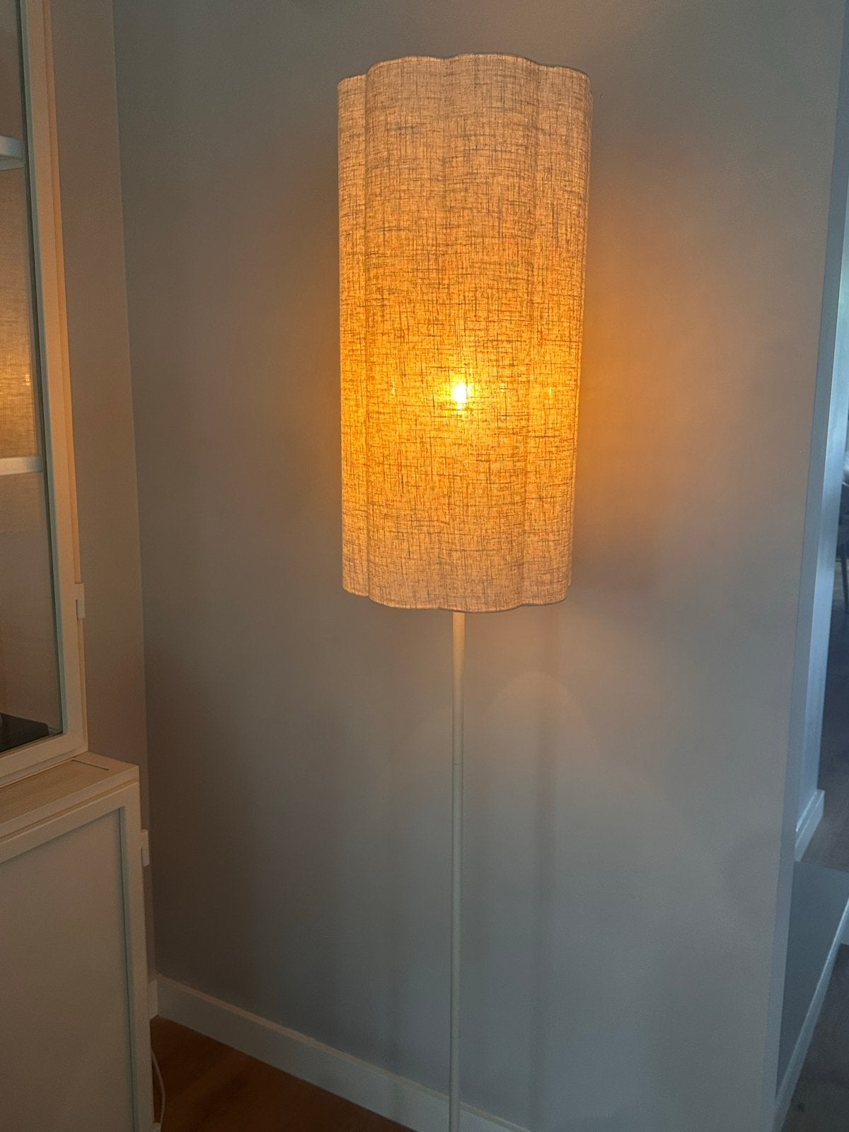 Ligt & Living Vloerlamp Fringe Naturel Crème 165cm, Huis en Inrichting, Lampen | Vloerlampen, Ophalen, Gebruikt, Textiel, 150 tot 200 cm