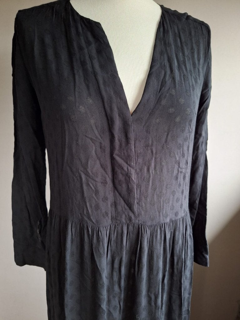 Nieuwe stoere zwarte stretch jurk van Sandro, maat S/M, Kleding | Dames, Zwart, Sandro, Nieuw, Ophalen of Verzenden