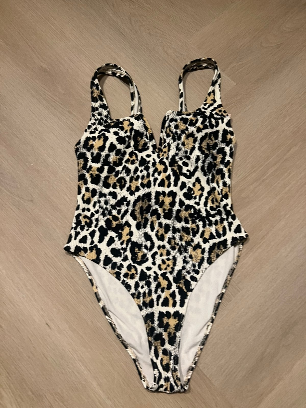 Leopardprint Badpak - Zo goed als nieuw, Kleding | Dames, Badmode en Zwemkleding, Ophalen of Verzenden, Zo goed als nieuw, Overige kleuren