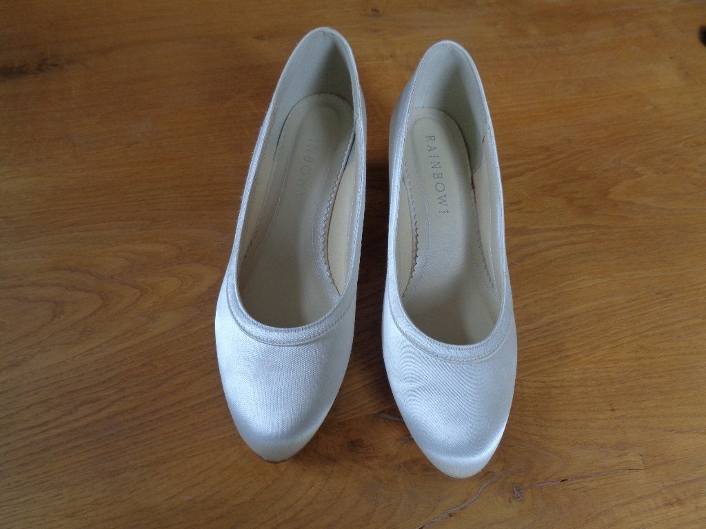 RAINBOW satijnen/taft bruidsschoenen:mt 39(6), Rainbow, Wit, Schoenen, Ophalen of Verzenden