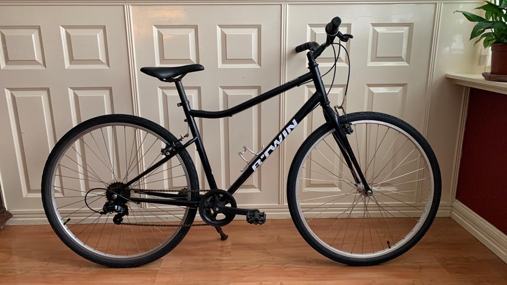 B-Twin riverside 100, Fietsen en Brommers, Fietsen | Mountainbikes en ATB, Gebruikt, Overige merken, 49 tot 53 cm, Velgrem, Ophalen