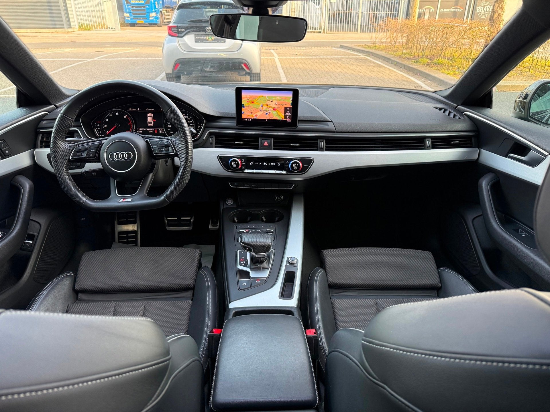 Audi A5 Sportback 35 TFSI 2x S-Line PDC/LED/LMV18/NAVI/PANO, Gebruikt, 4 cilinders, Adaptive Cruise Control, Zwart