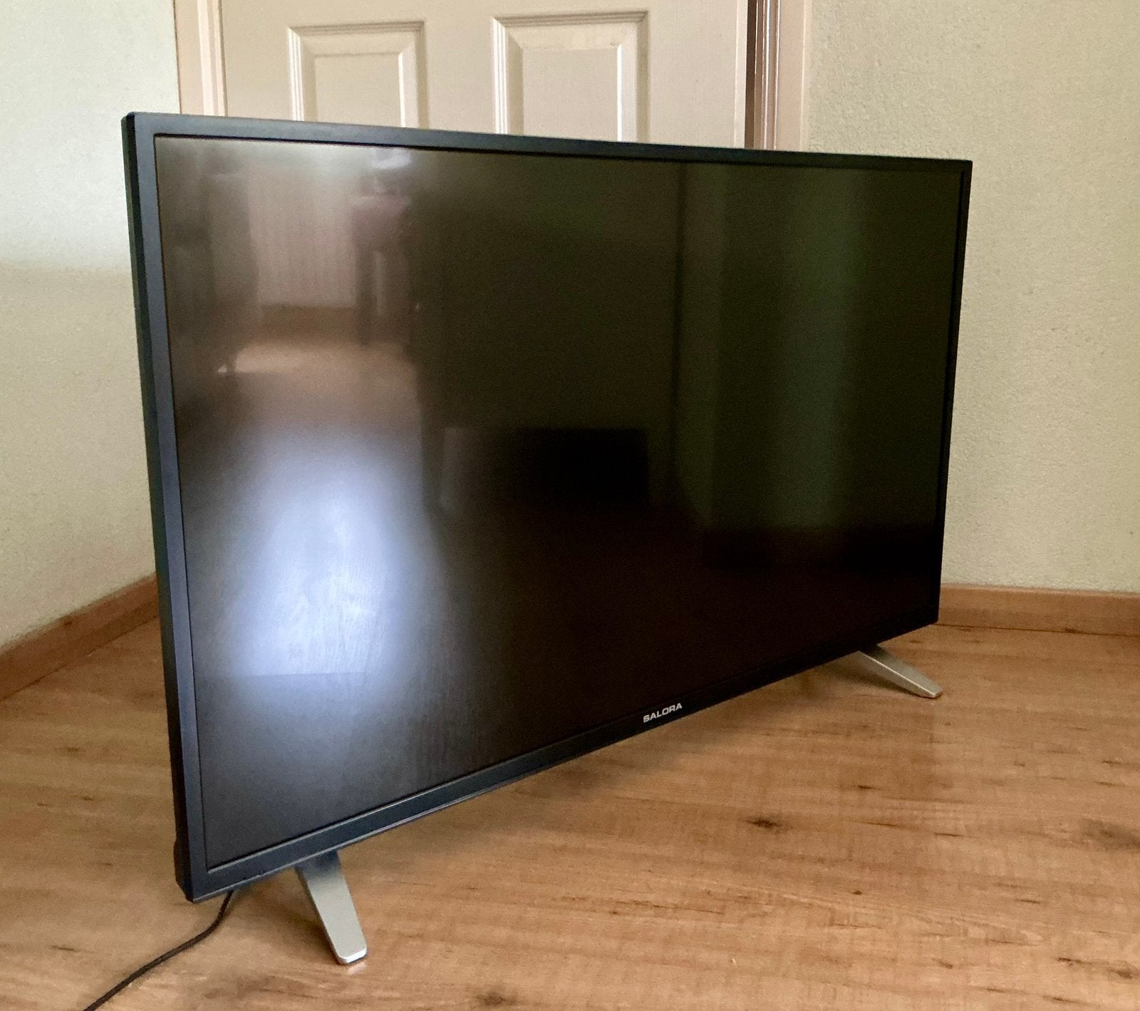 LED 4K televisie 43 inch, LED, 50 Hz, Zo goed als nieuw, 100 cm of meer