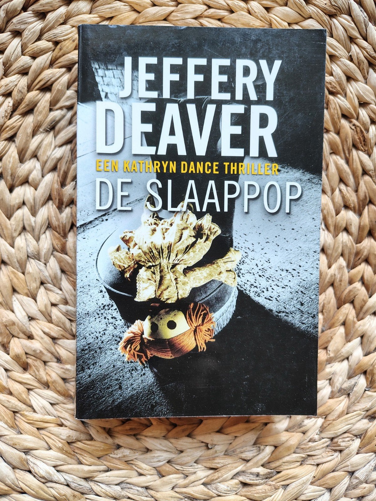 Jeffery Deaver - De slaappop, Ophalen of Verzenden, Zo goed als nieuw