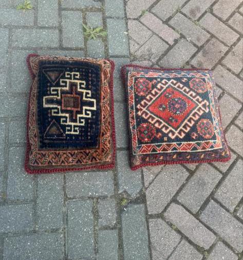 Twee kussens met patroon, Ophalen of Verzenden, Gebruikt, Overige kleuren, Vierkant